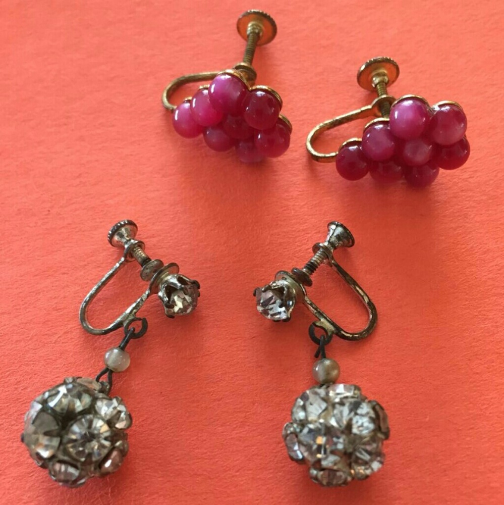 Vintage Screwback Earrings - 2 pair